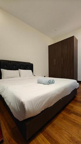 Silverscape Luxury Residences Silverscape Luxury Residences