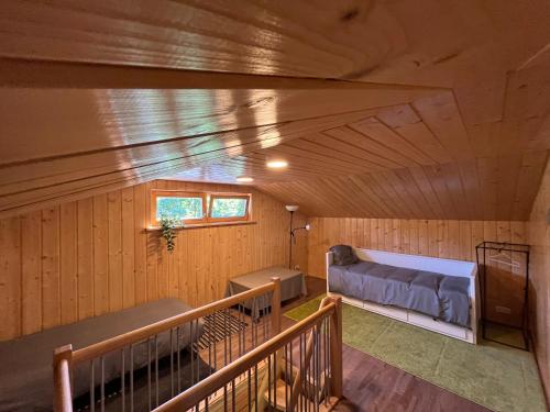 Cozy Forest Cabin in Kadaga