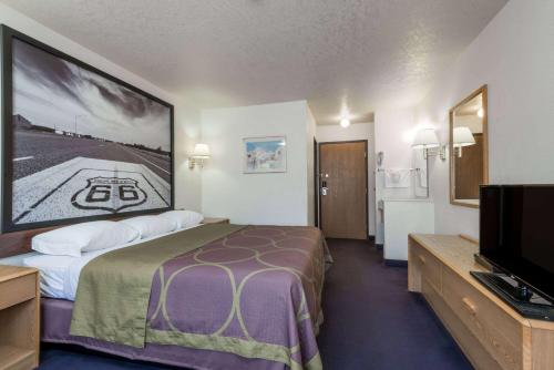Super 8 by Wyndham Bernalillo in Bernalillo, USA