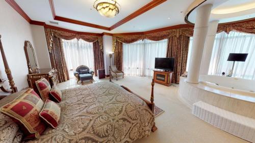 High1 Grand Hotel Main Tower (Kangwonland Hotel) in Jeongseon-gun