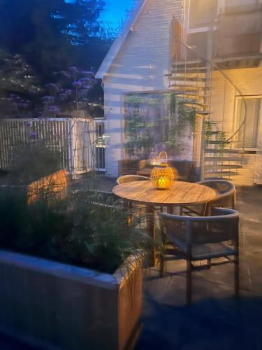 ระเบียง/ชานเรือน, Hartje Bergen in แบร์เคน เซนทรุม