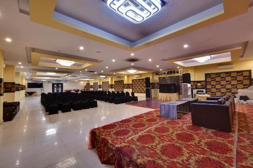 Étterem, GenX Mirzapur in Mirzapur