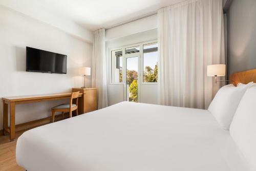 Exe Peregrino Room Type - Deluxe Double or Twin Room with Balcony