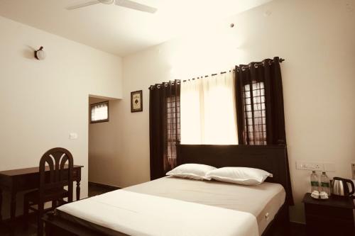 Daffodils Inn - image 5