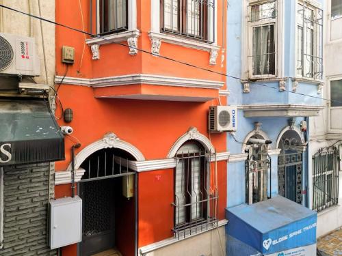 Triplex in Taksim Square with 4 Bedroom, Istanbul