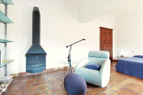 La Casa Dei Nonni, House With Private Pool, Torino in Brozolo