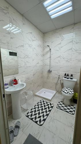 شقة سبعة و سبعين in Sinadil