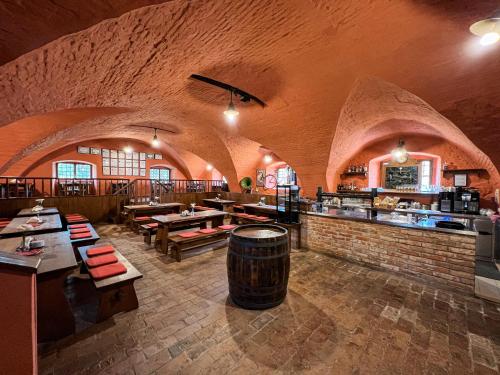 ห้องอาหาร, Pivovarský hotel (Pivovarsky hotel) in ฮโรโทวิซ