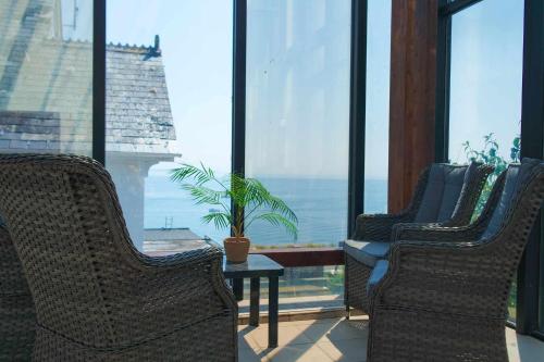 The Hannafore Point Hotel - image 7