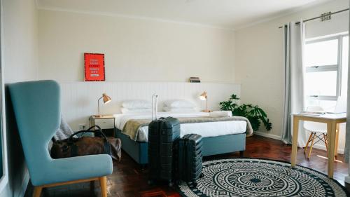 CURIOCITY Kloof Street