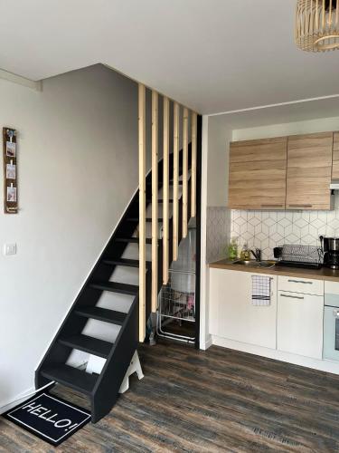 keuken, "O'Dbark" - duplex 2 étoiles - à 100m de la plage avec jardin ("O'Dbark" - duplex 2 etoiles - a 100m de la plage avec jardin) in Creully