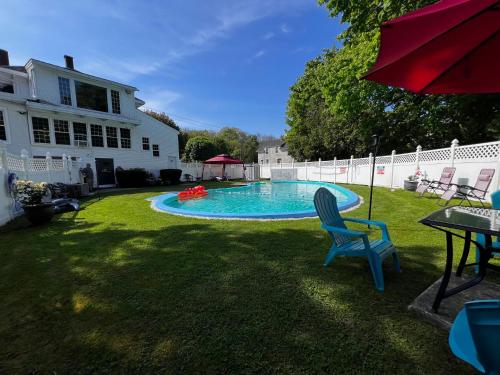 Claddagh Motel & Suites 5