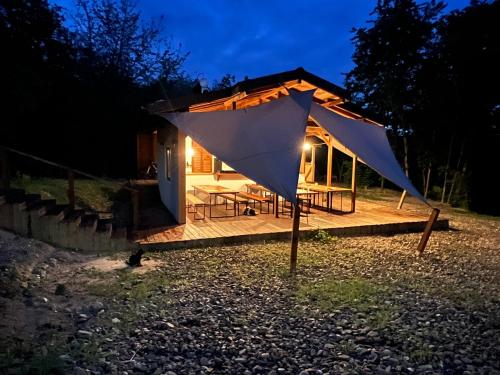 Restorāns, Deleni Retreat - Glamping in Berca