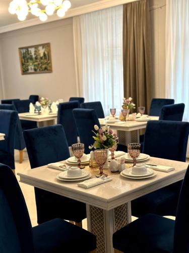 Restaurant, South Hotel Tashkent in Tachkent