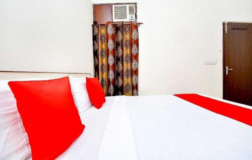 Classic Triple Room image 6