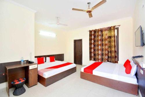 Classic Triple Room room in Hotel O Prince Paradise