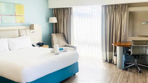 room detail thumbnail 2