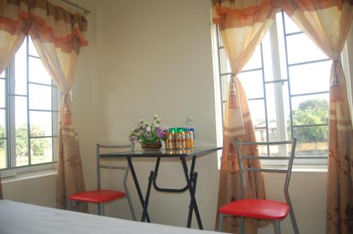 Thai Thuong Hotel In Vietnam - 