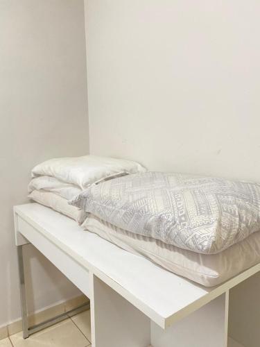 APE 201 - Cama King, WiFi, Garagem Coberta, Portaria 24h, Centro, Botucatu (Foto 8)