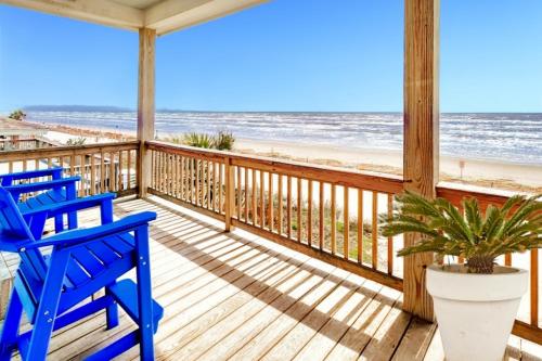 Beachfront Dream Million Dollar Views Fireplace