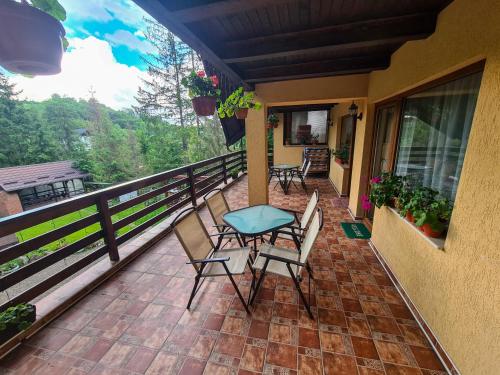 Vis de Munte in Manastirea Humorului