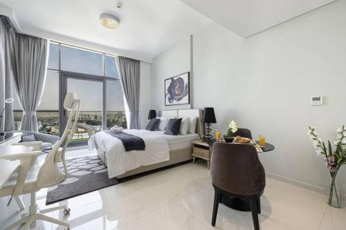 Lux Studio Apt in Damac Hills, Dubai