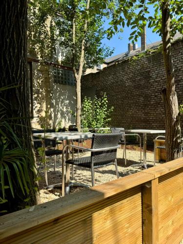 Hotel NO ONE ! - main image