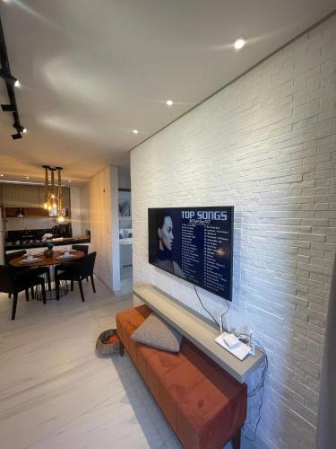 2 bedrooms, 3 beds