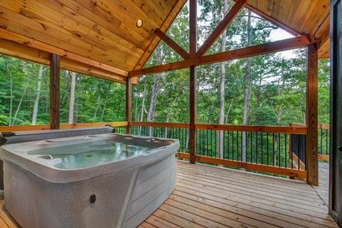 Smoky Mountain Bliss in Sevierville, USA