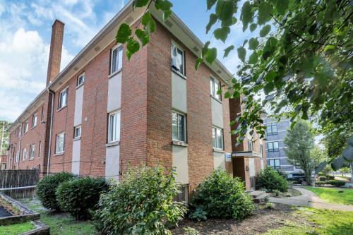 Cozy 2 BR in Short North Convenient Parking