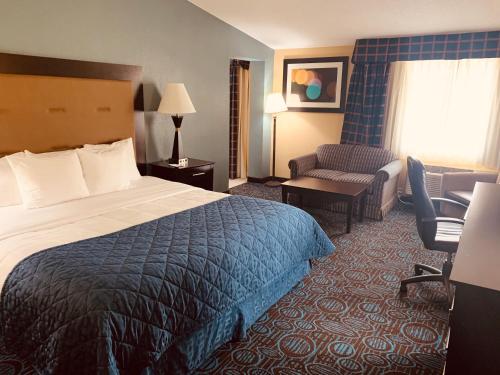 Regency Inn &Suites in New London (Connecticut)