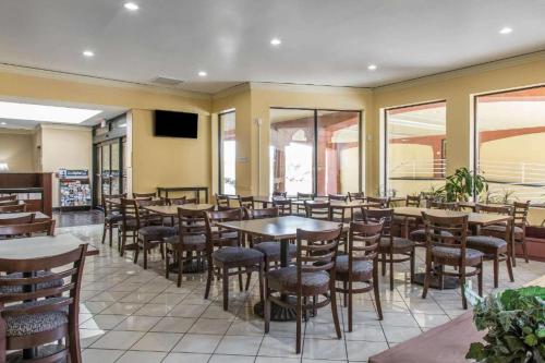 Regency Inn &Suites