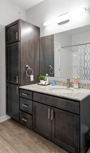 Bold 2201 I Parking I Pool I Gym I Parking Bold 2201 I Parking I Pool I Gym I Parking