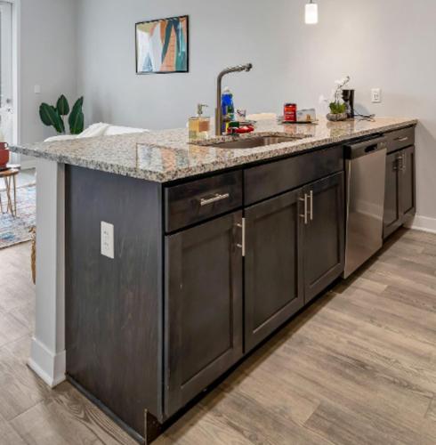 Bold 2201 I Parking I Pool I Gym I Parking Bold 2201 I Parking I Pool I Gym I Parking