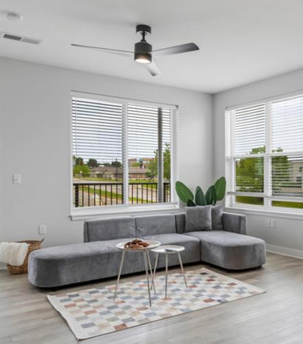 Bold 2201 I Parking I Pool I Gym I Parking Bold 2201 I Parking I Pool I Gym I Parking