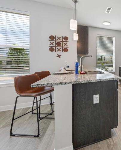 Bold 2201 I Parking I Pool I Gym I Parking Bold 2201 I Parking I Pool I Gym I Parking