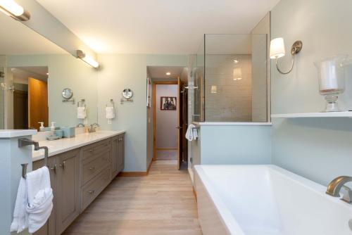 13 Liftside townhouse - image 4