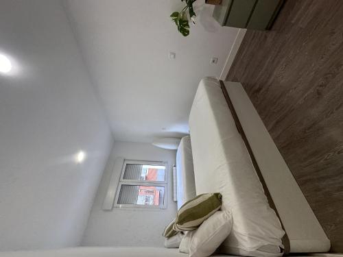Apartamentos dos Habs Madrid Urgel - image 3