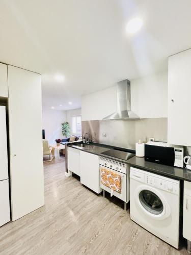 Apartamentos dos Habs Madrid Urgel - image 7
