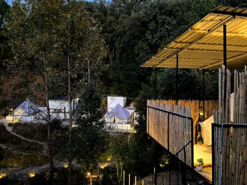 Viesnīcas āriene, Bell Glamping by The HULYA since 2021 in Muktesvara