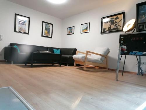 Gemütliche Wohnung Rothaarsteig Ski Sauna Ruhrtal Green Hill (Gemutliche Wohnung Rothaarsteig Ski Sauna Ruhrtal Green Hill) in 施馬倫貝格鎮中心