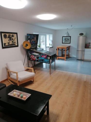 Gemütliche Wohnung Rothaarsteig Ski Sauna Ruhrtal Green Hill (Gemutliche Wohnung Rothaarsteig Ski Sauna Ruhrtal Green Hill) in 施馬倫貝格鎮中心