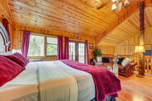 Cabin on Table Rock Lake with Hot Tub and Fire Pit! - image 33