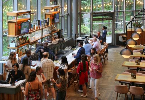 589046917 Crowne Plaza Atlanta Perimeter at Ravinia by IHG