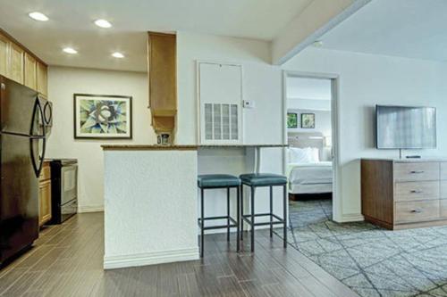 Beautiful Hotel in Desert Rose Resort - 1BD Sleeps, Las Vegas (foto 9)