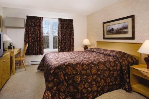 Beautiful hotel in Vermont Smugglers Notch 2BD near Disc Golf Center in Jeffersonville, USA