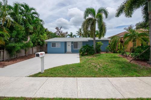 Cozy 3bd - Pool, BBQ, Pool Table - Nearby Beach in Fort Lauderdale, USA