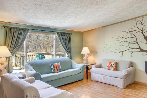 People and Paws Vacation Home by Wisconsin Dells! in Lyndon Station, USA