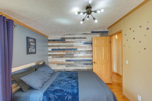 Wisconsin Dells Family Home with Fire Pit and BBQ! - image 7