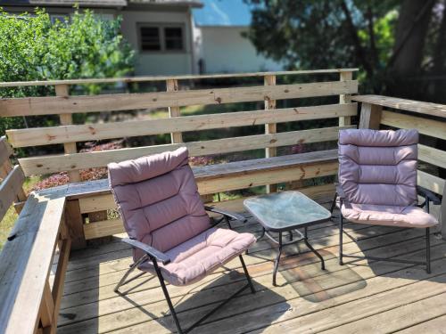 New! The Glarum House - Gorgeous Historic Home! in Elberta, USA